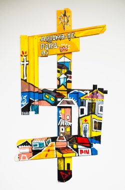 Da Série Brinquedos de Pau - Favela/Cifrão, 2015
Técnica mista s/construção de madeira
100x50x5cm
1000€